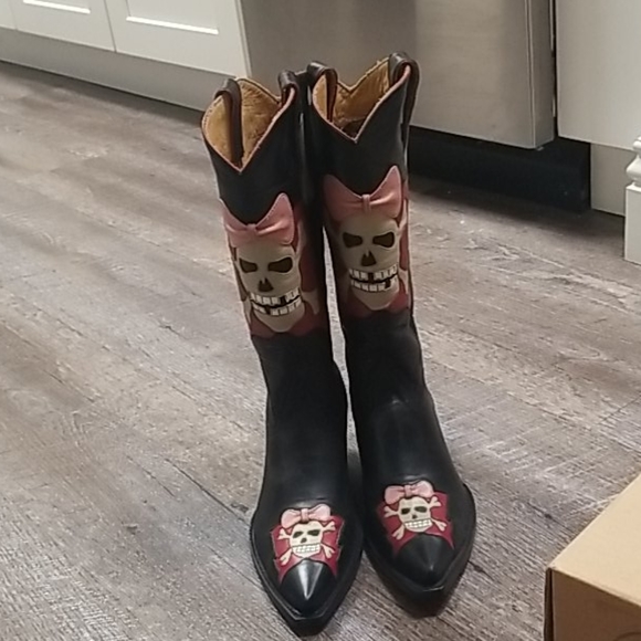 Liberty boot co. - Picture 4 of 8